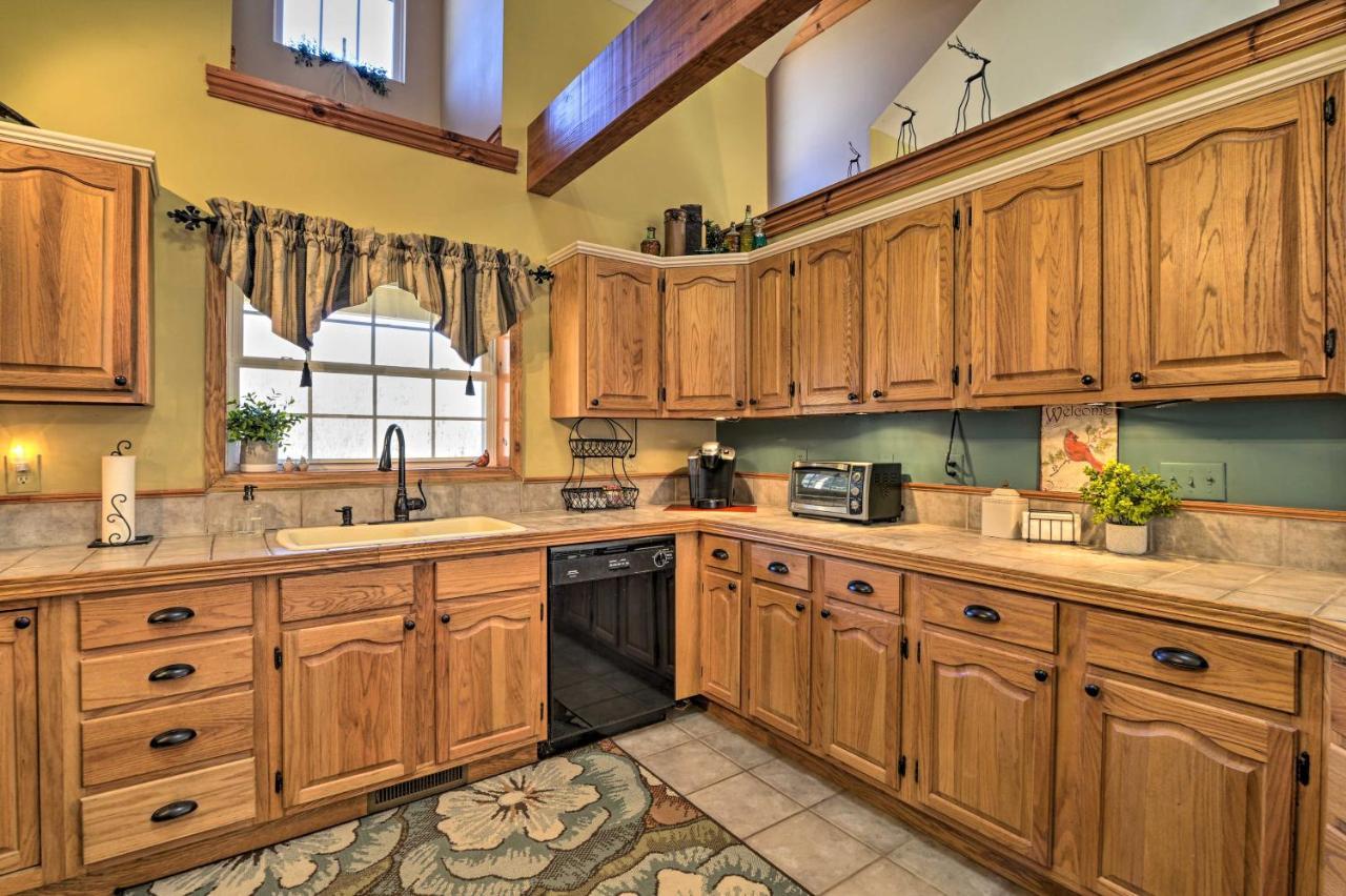 Private Family Home With Deck, Porch And Forest Views! McComas Beach Экстерьер фото